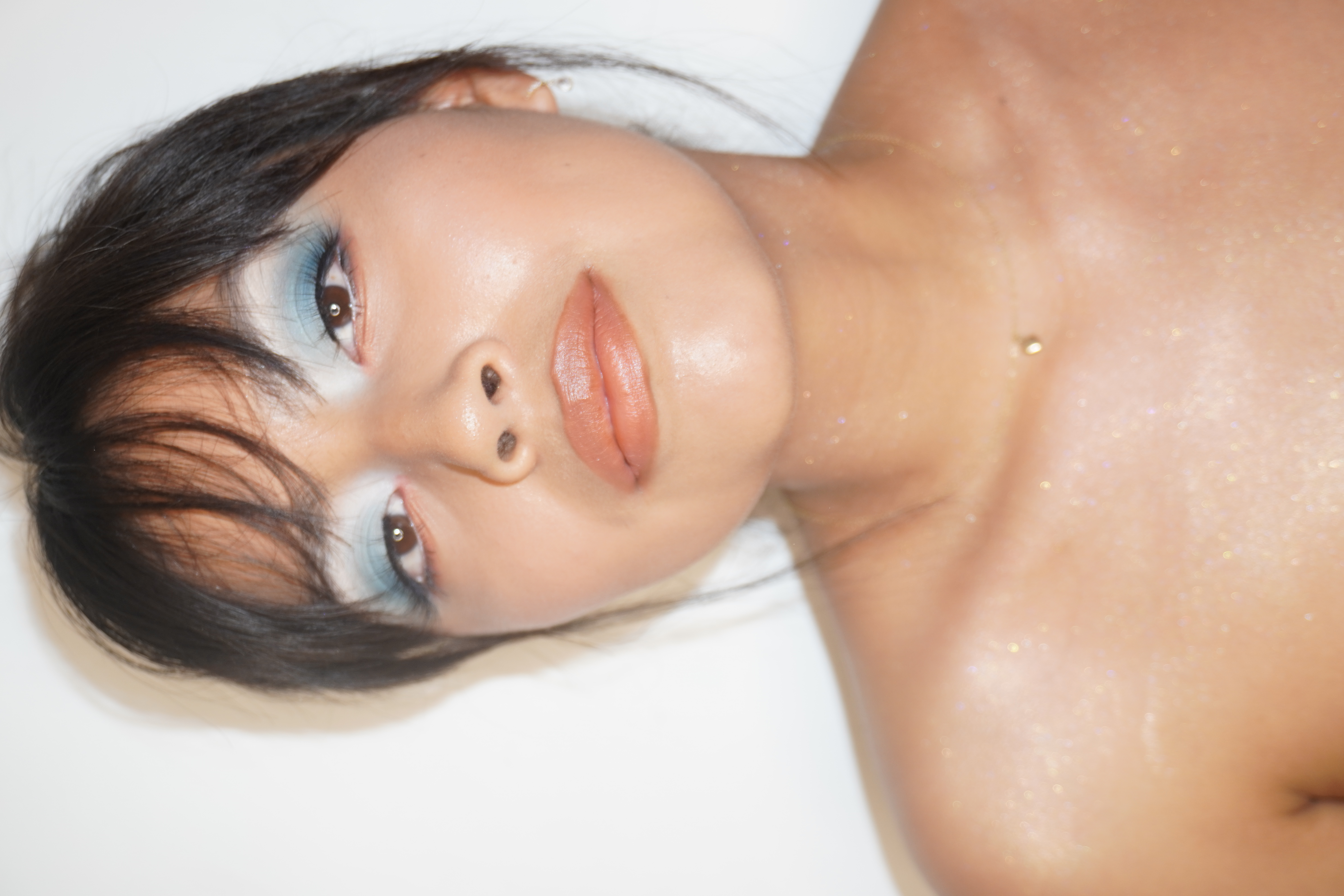 Acabado de maquillaje HD social visto a camara
